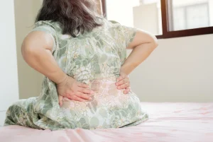 old female who have pelvic floor weakness.